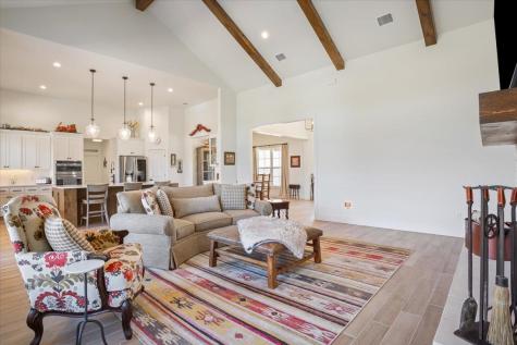 1250 E Creekview Drive Salado TX 76571
