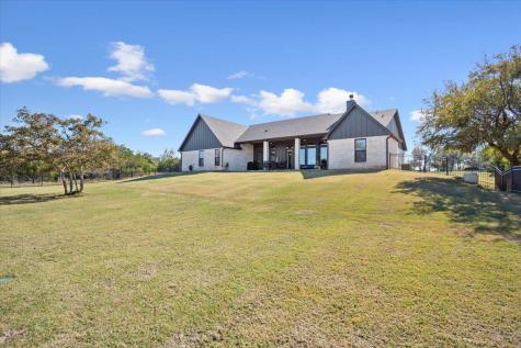 1250 E Creekview Drive Salado TX 76571