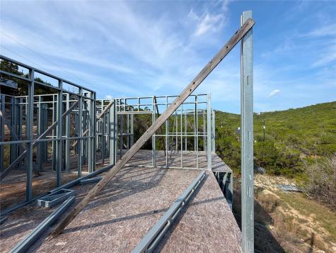 1362 Rockmoor Canyon Lake TX 78133