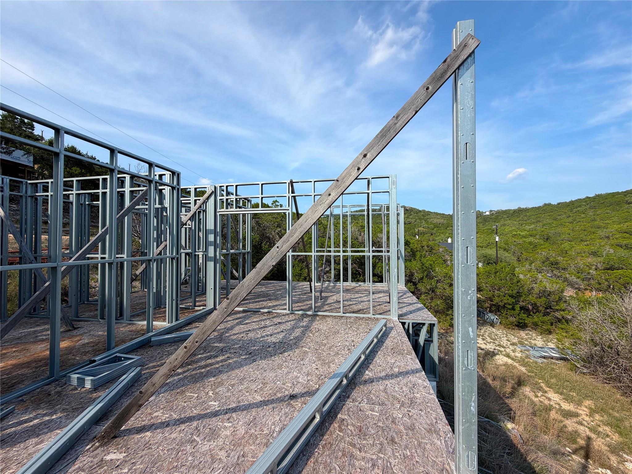 1362 Rockmoor Canyon Lake TX 78133