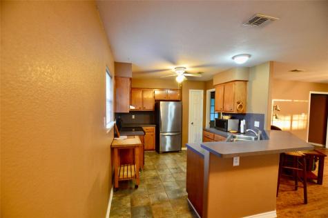 643 Yegua Drive Lexington TX 78947