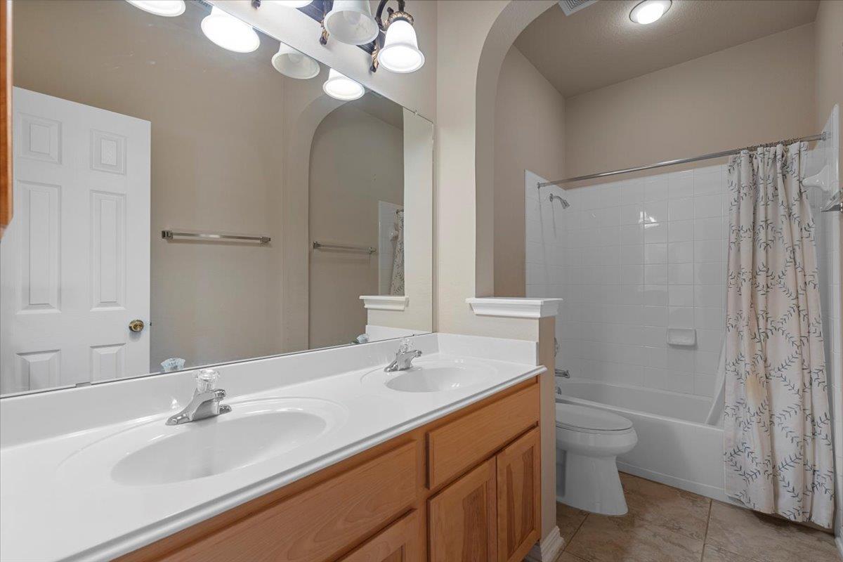19536 Vilamoura Street Pflugerville TX 78660