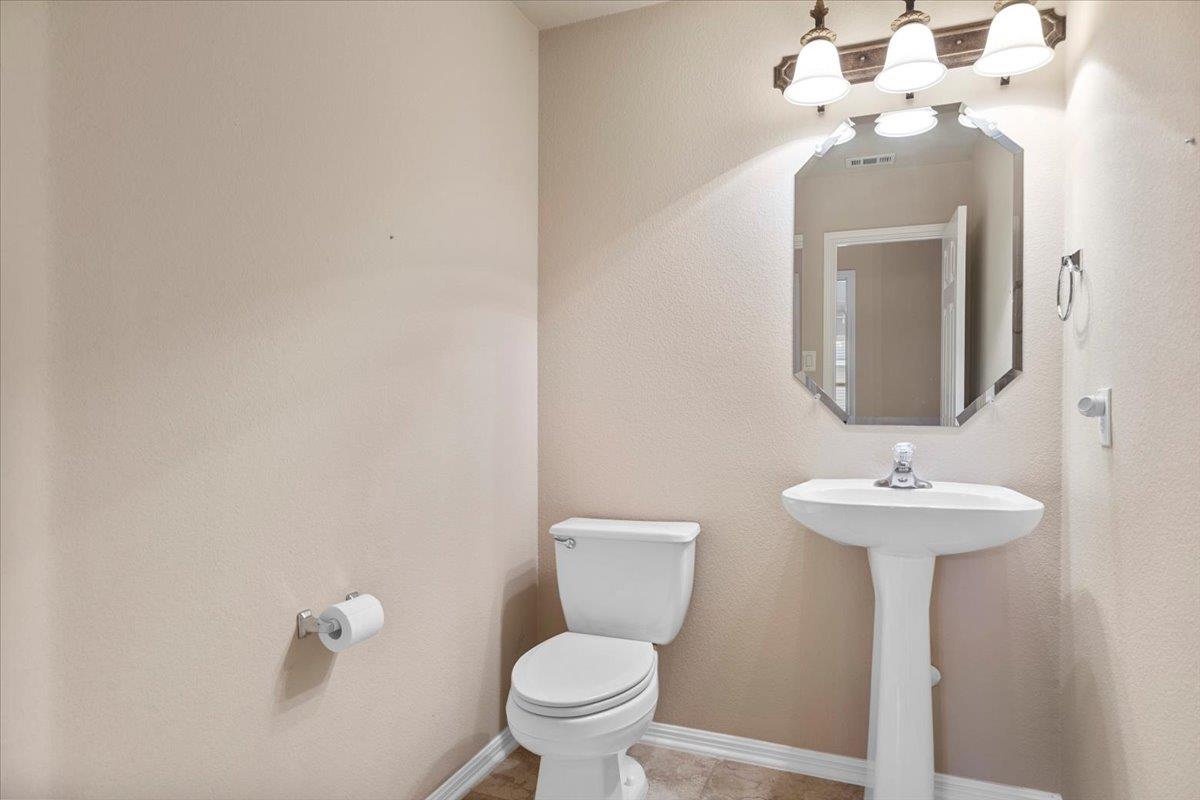 19536 Vilamoura Street Pflugerville TX 78660