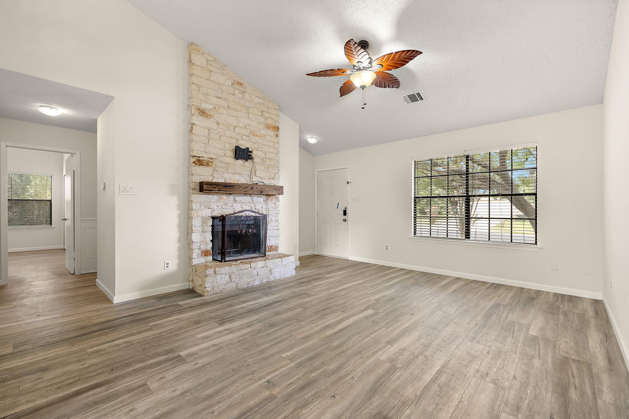 1705 Laurel Path Round Rock TX 78664