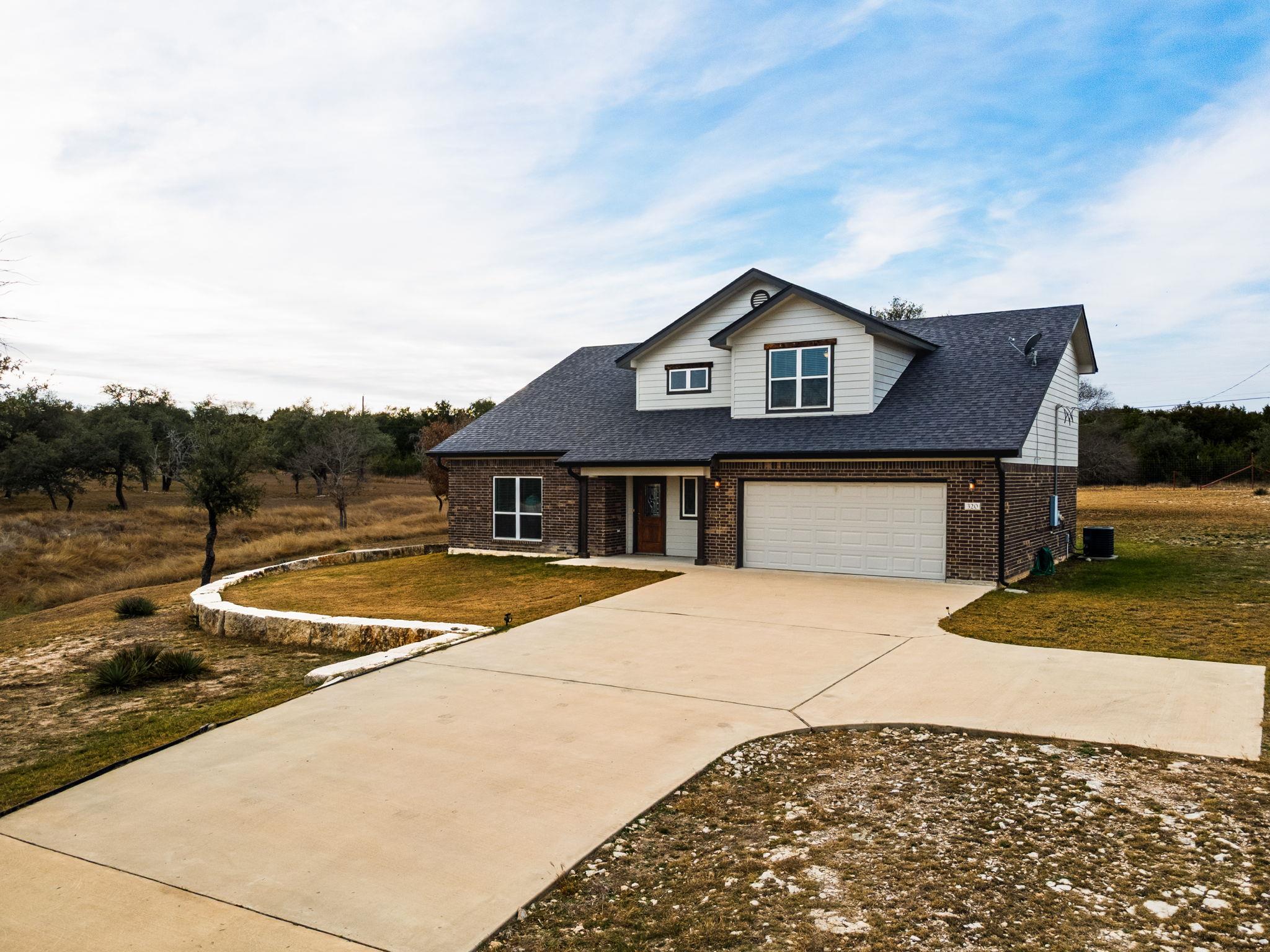 320 Sunrise Hills Lampasas TX 76550