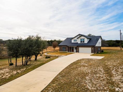 320 Sunrise Hills Lampasas TX 76550