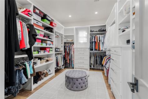 945 Rivercliff Drive Spicewood TX 78669