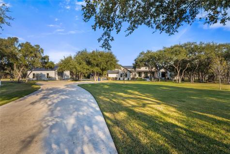 945 Rivercliff Drive Spicewood TX 78669