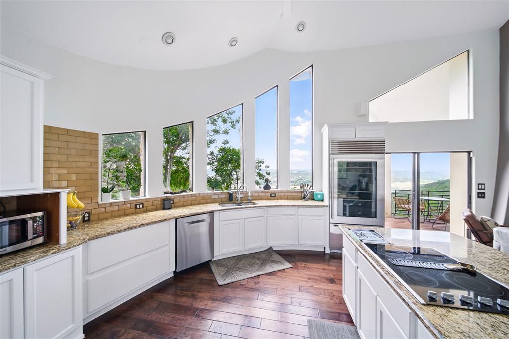 13902 Panorama Drive Austin TX 78732