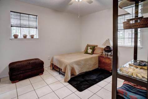 121 Pony Grass Lane Bastrop TX 78602