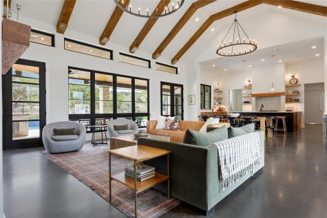 329 Calvary Cove Dripping Springs TX 78620