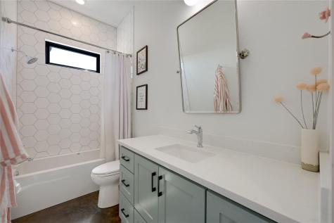 329 Calvary Cove Dripping Springs TX 78620