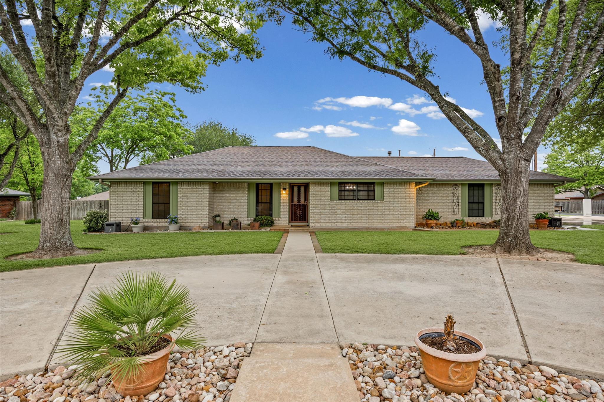 1608 Samoa Court Pflugerville TX 78660
