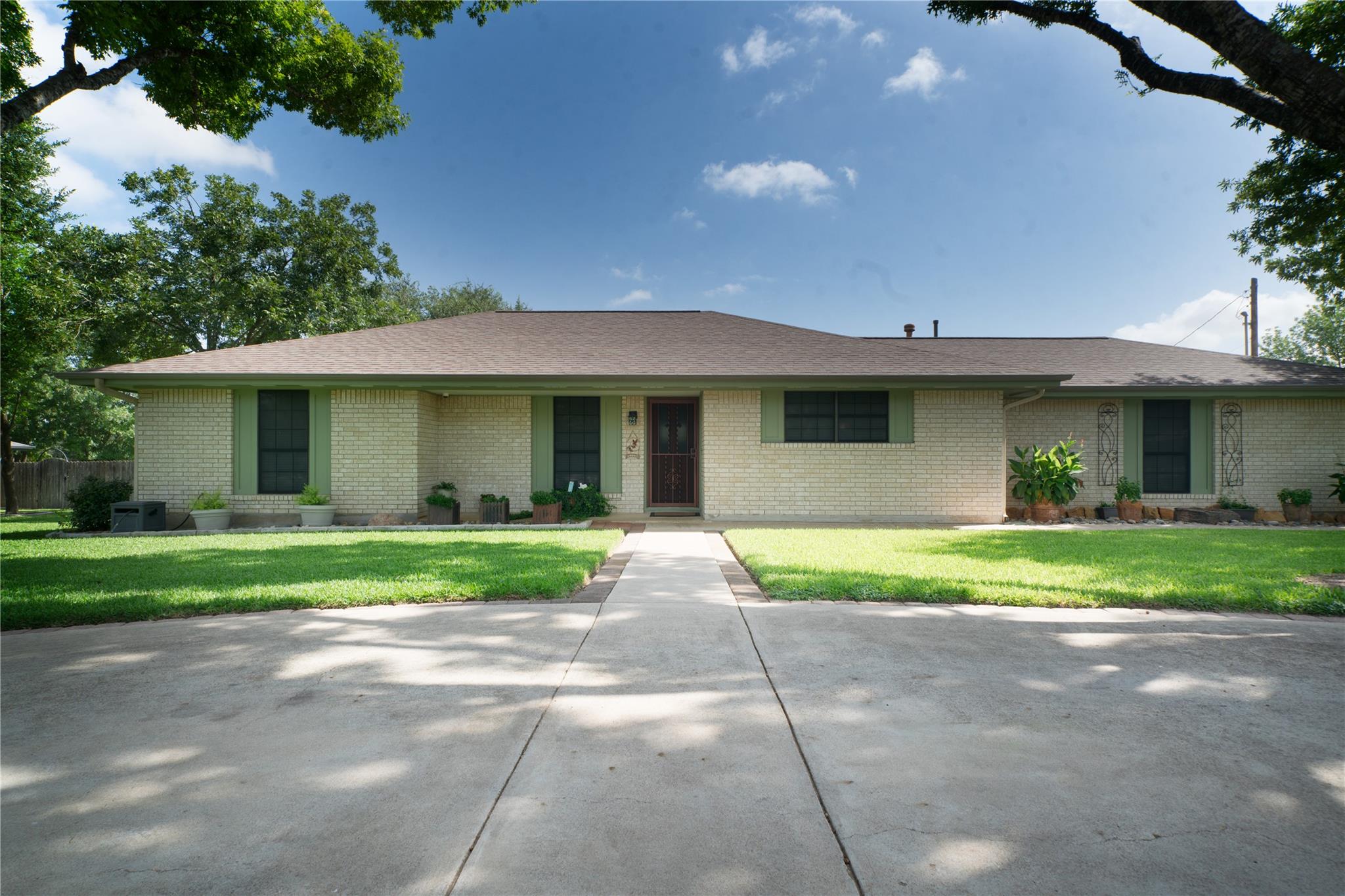 1608 Samoa Court Pflugerville TX 78660