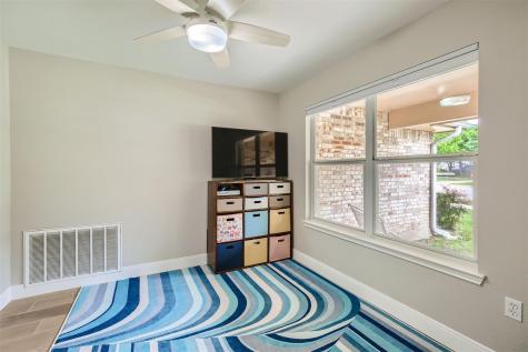 331 W Nolte Street Seguin TX 78155