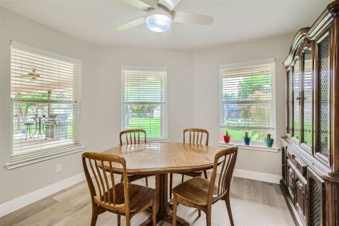 331 W Nolte Street Seguin TX 78155