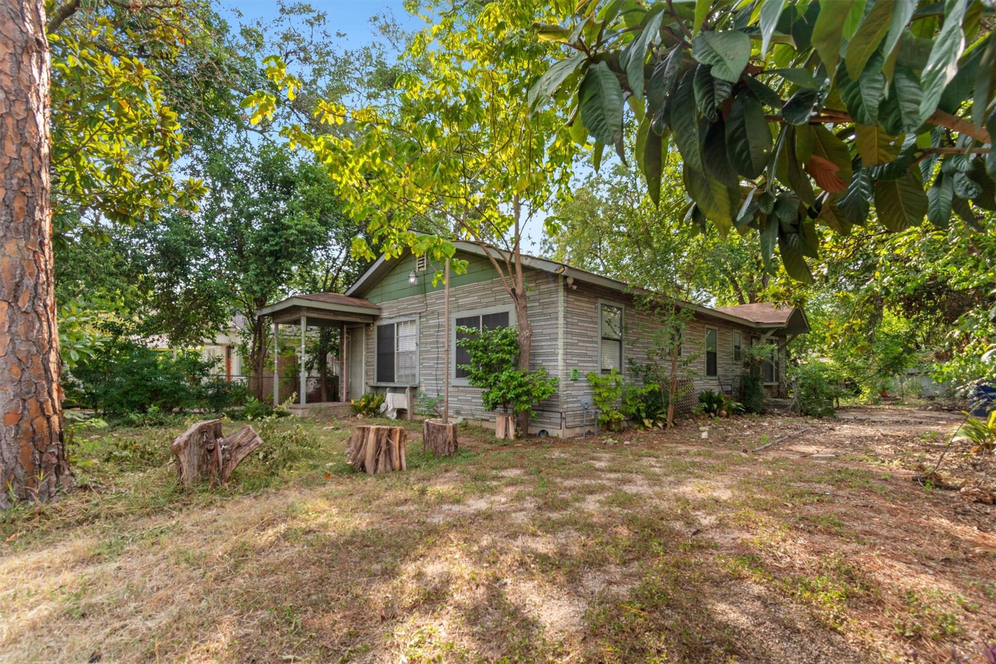 1008 Linden Street Austin TX 78702