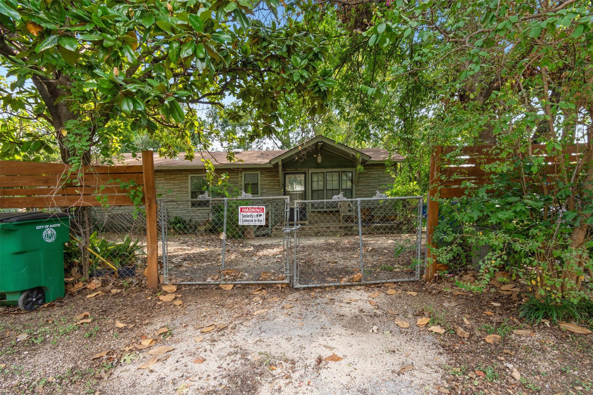 1008 Linden Street Austin TX 78702