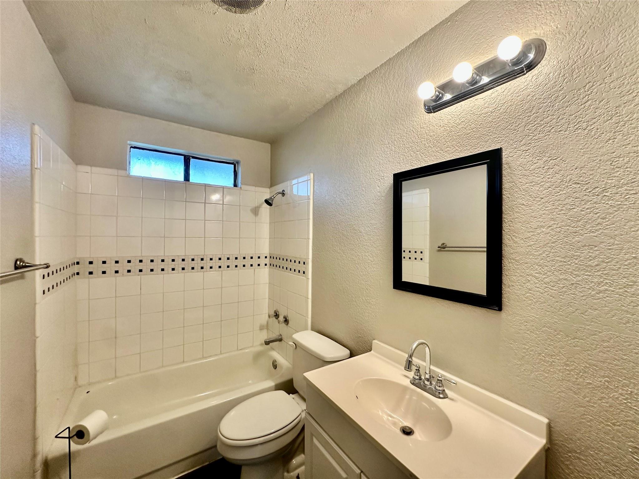 677 County Road 3081 Center Lampasas TX 76550