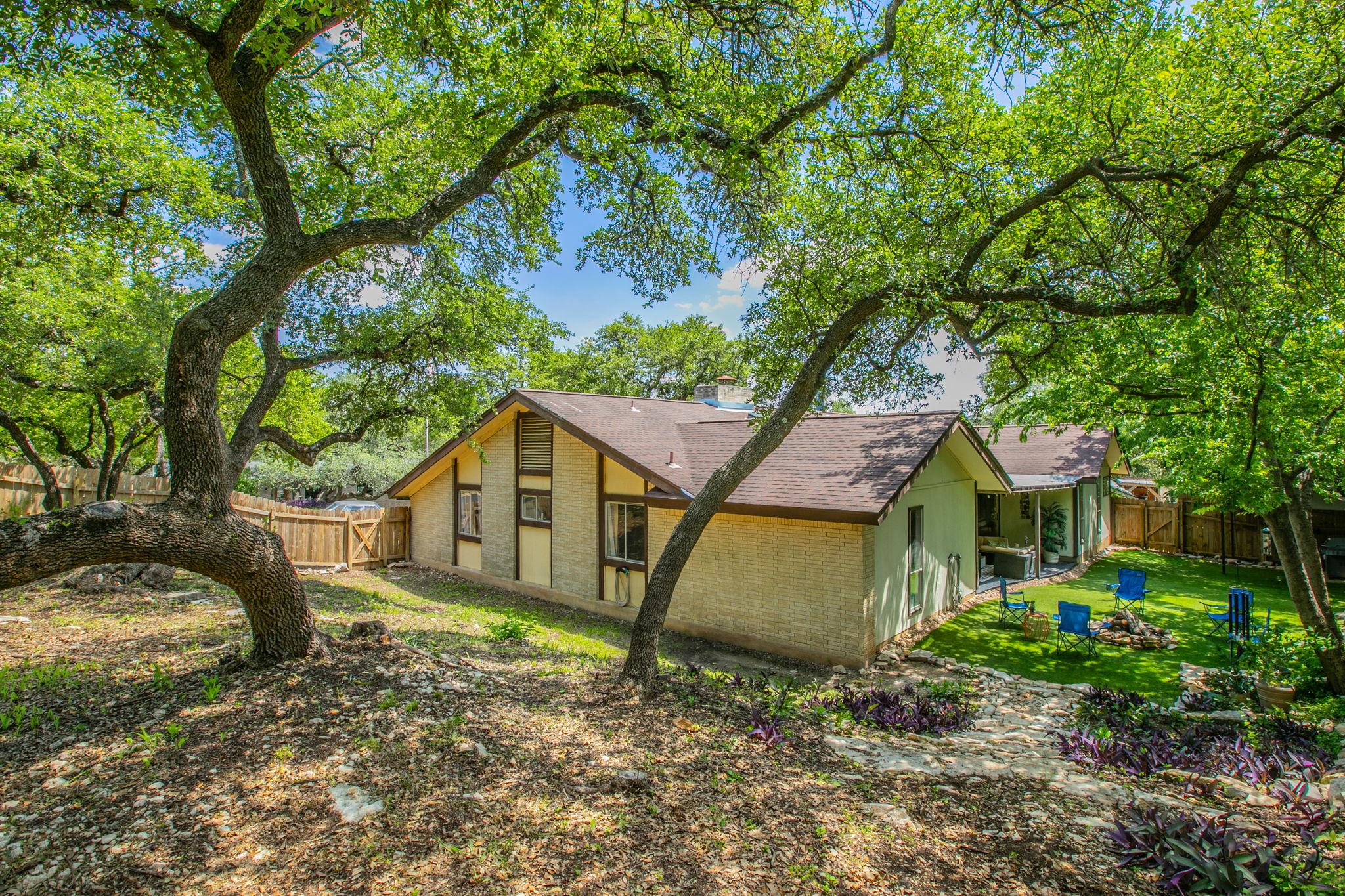 7010 Grove Crest Drive Austin TX 78736