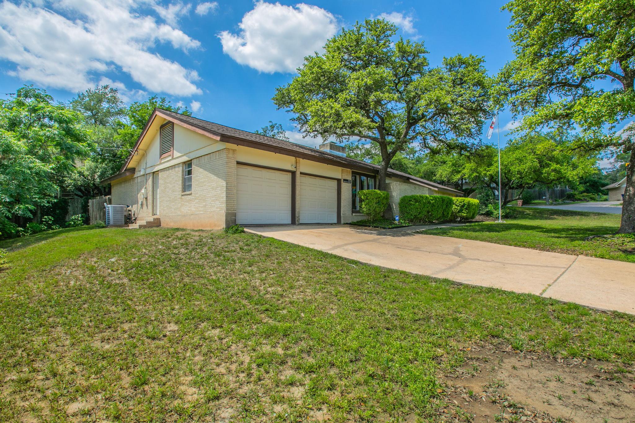 7010 Grove Crest Drive Austin TX 78736