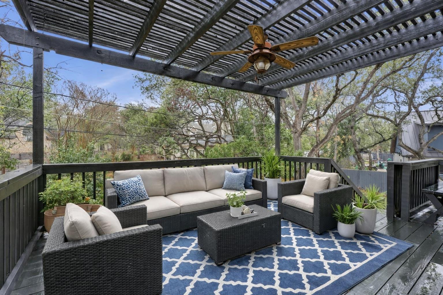 102 Laura Lane Austin TX 78746