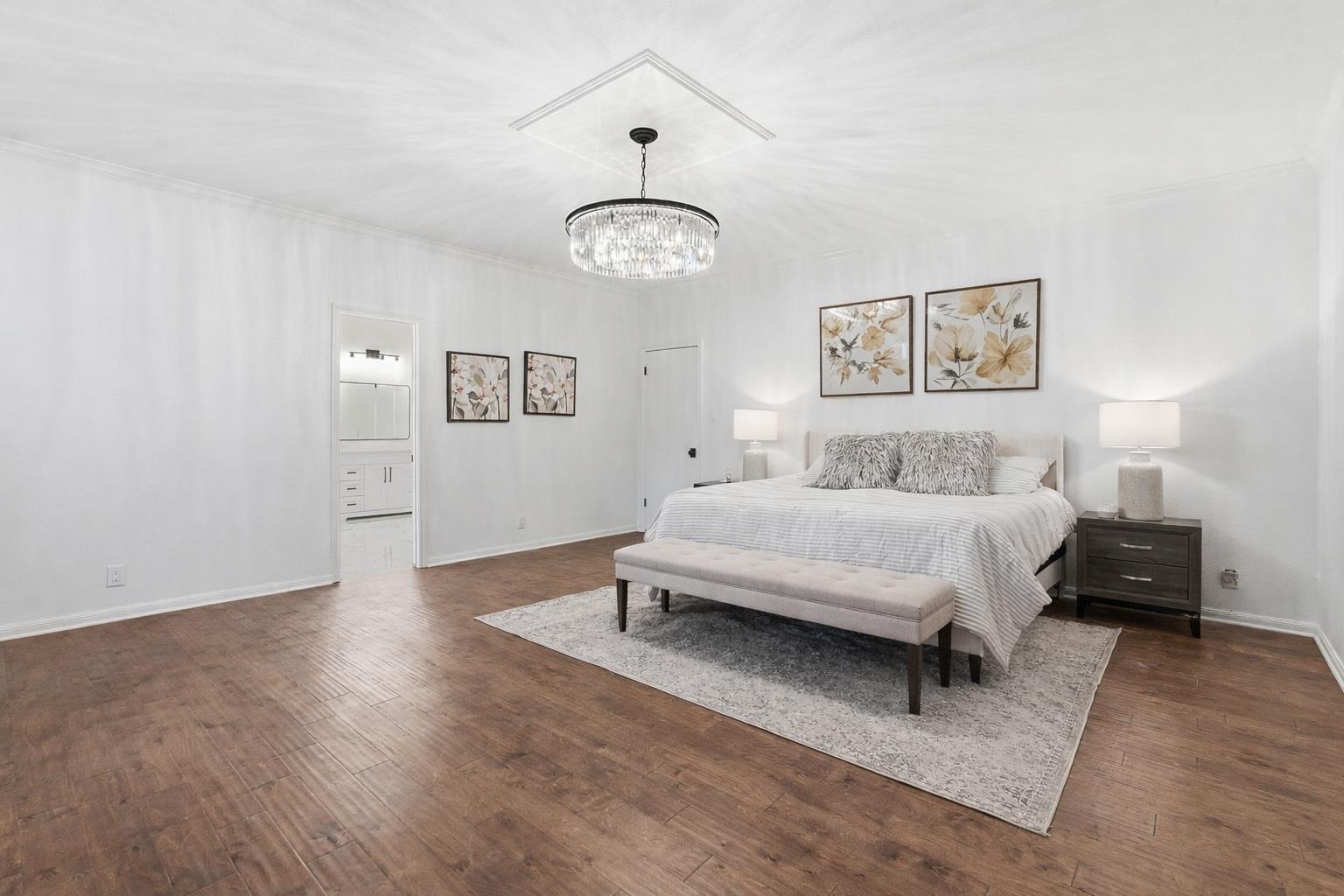 102 Laura Lane Austin TX 78746