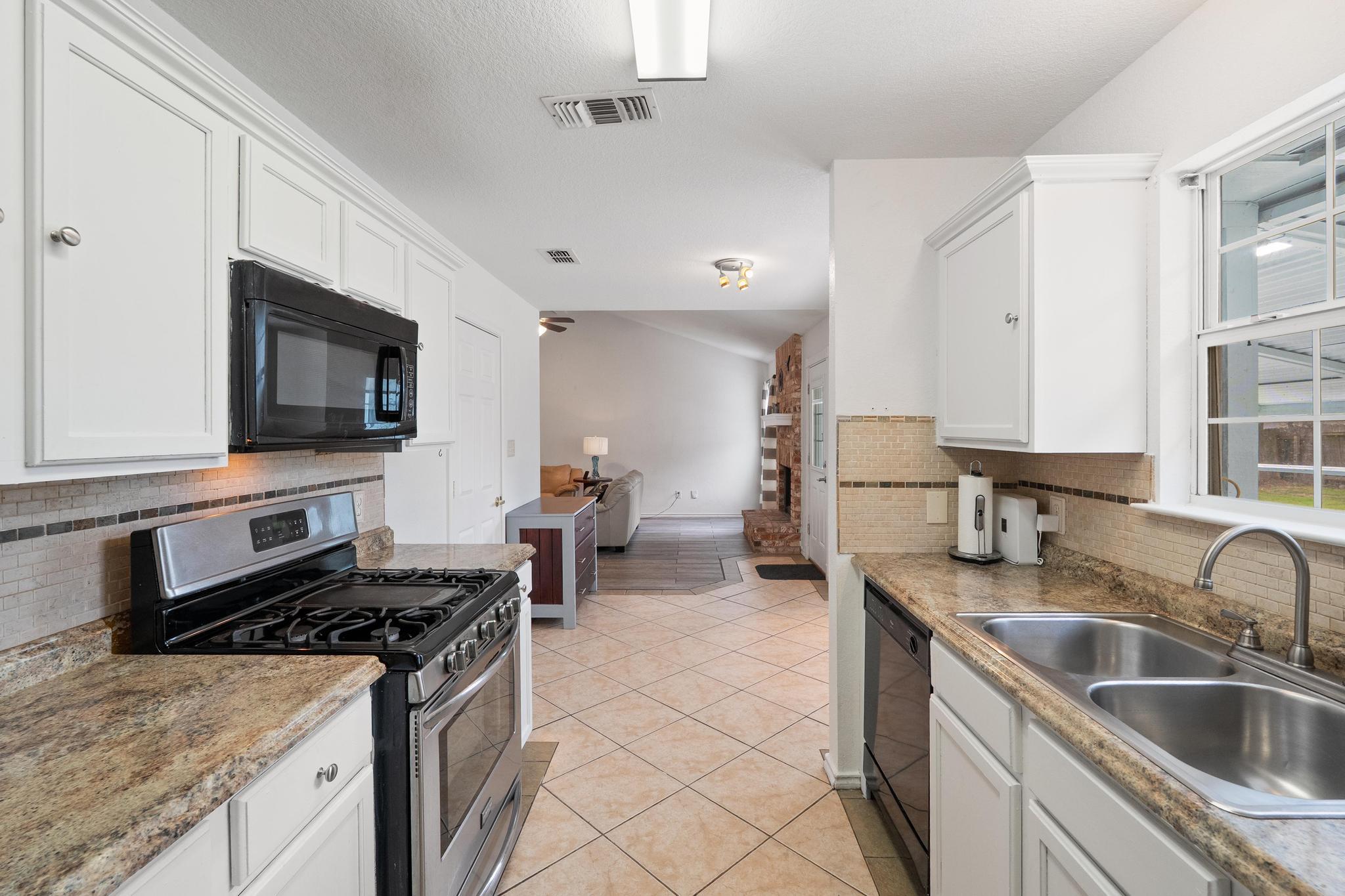 1309 Mallard Lane Taylor TX 76574