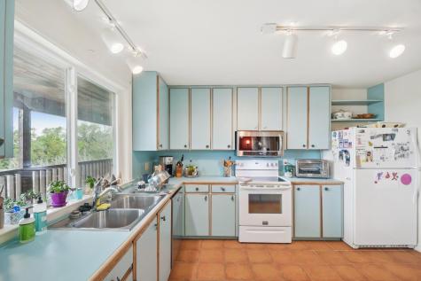 407 Pioneer Trail San Marcos TX 78666