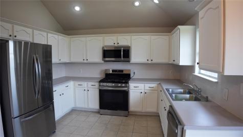 502 Stewart Drive Hutto TX 78634