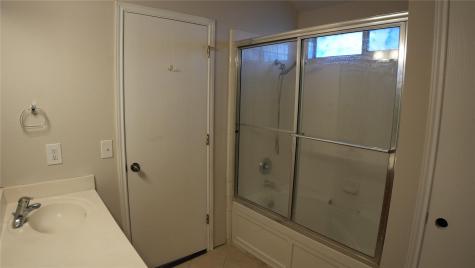 502 Stewart Drive Hutto TX 78634