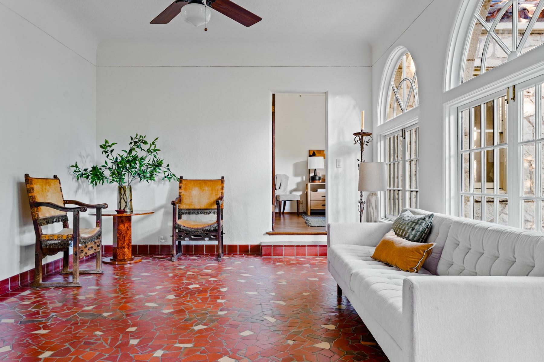 806 Rosedale Terrace Austin TX 78704