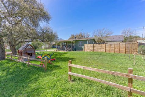 11010 3rd Street Jonestown TX 78645