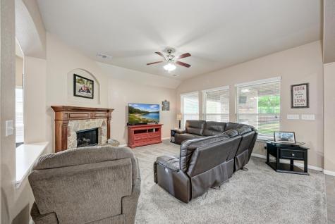 1119 Enclave Way Hutto TX 78634