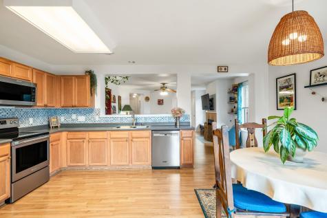 5811 Viewpoint Drive Austin TX 78744