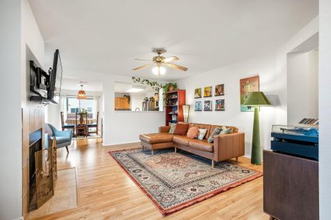 5811 Viewpoint Drive Austin TX 78744