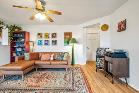 5811 Viewpoint Drive Austin TX 78744