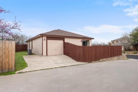 5811 Viewpoint Drive Austin TX 78744