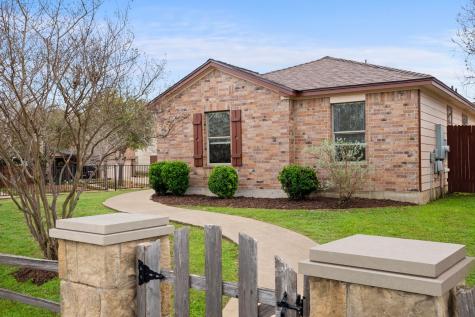 5811 Viewpoint Drive Austin TX 78744