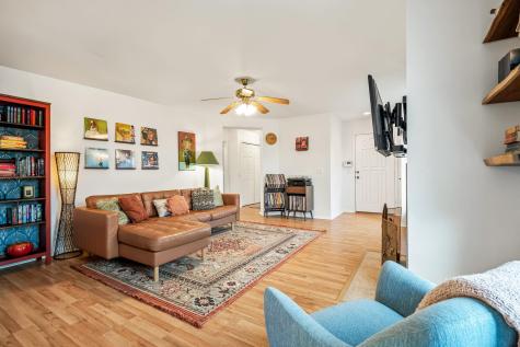 5811 Viewpoint Drive Austin TX 78744