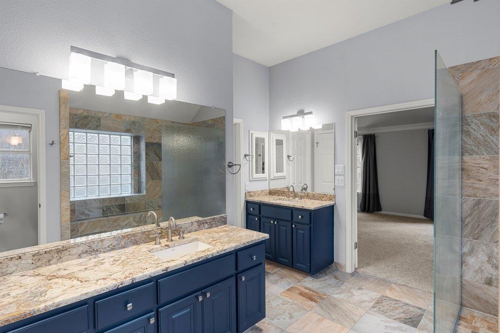 1406 Dapplegrey Lane Austin TX 78727