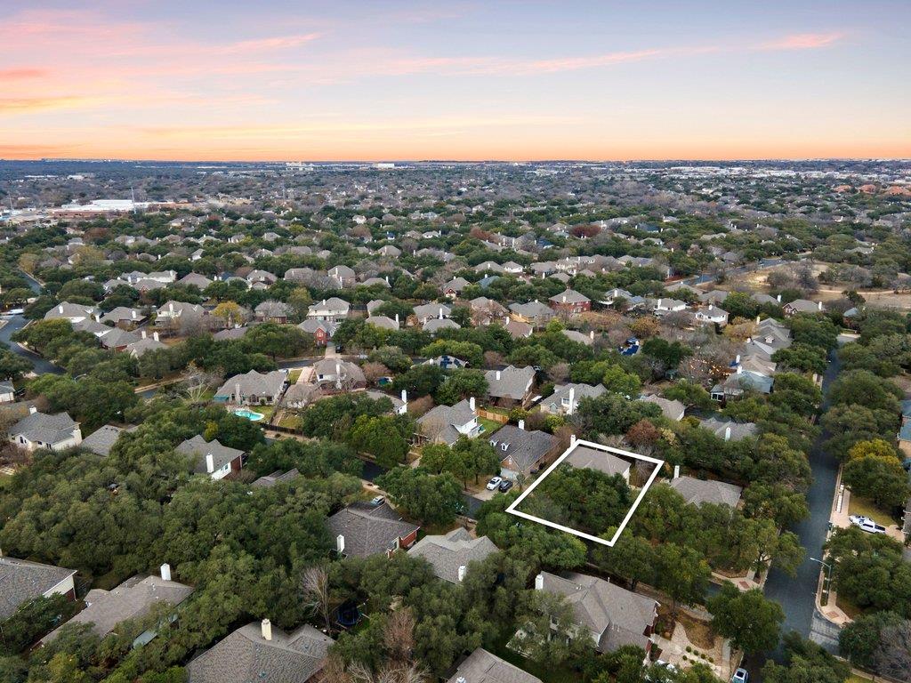 1406 Dapplegrey Lane Austin TX 78727