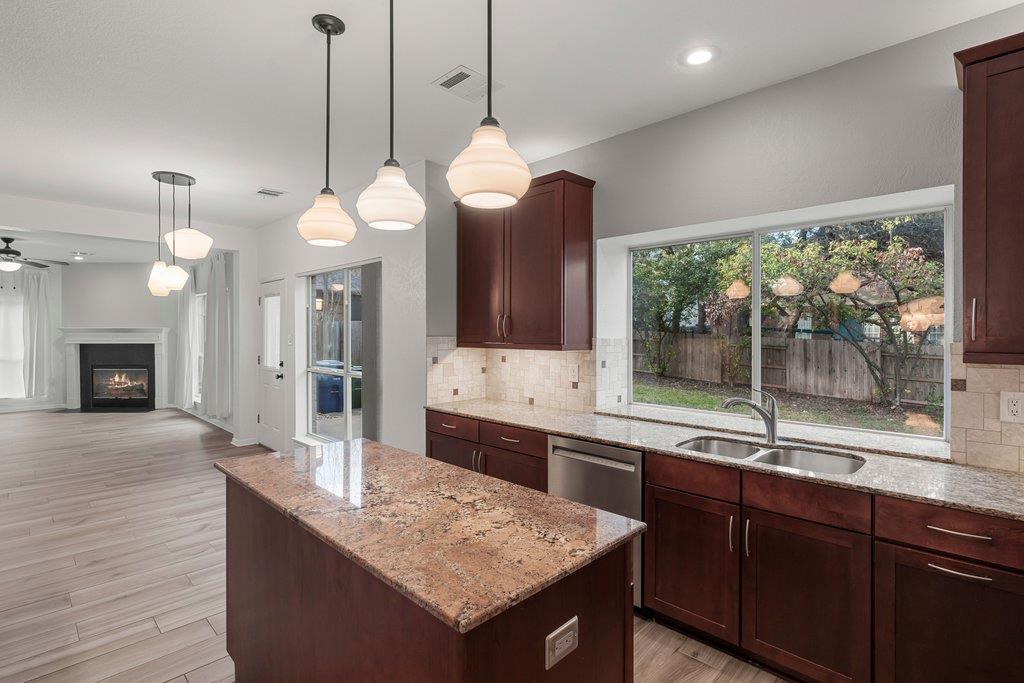 1406 Dapplegrey Lane Austin TX 78727
