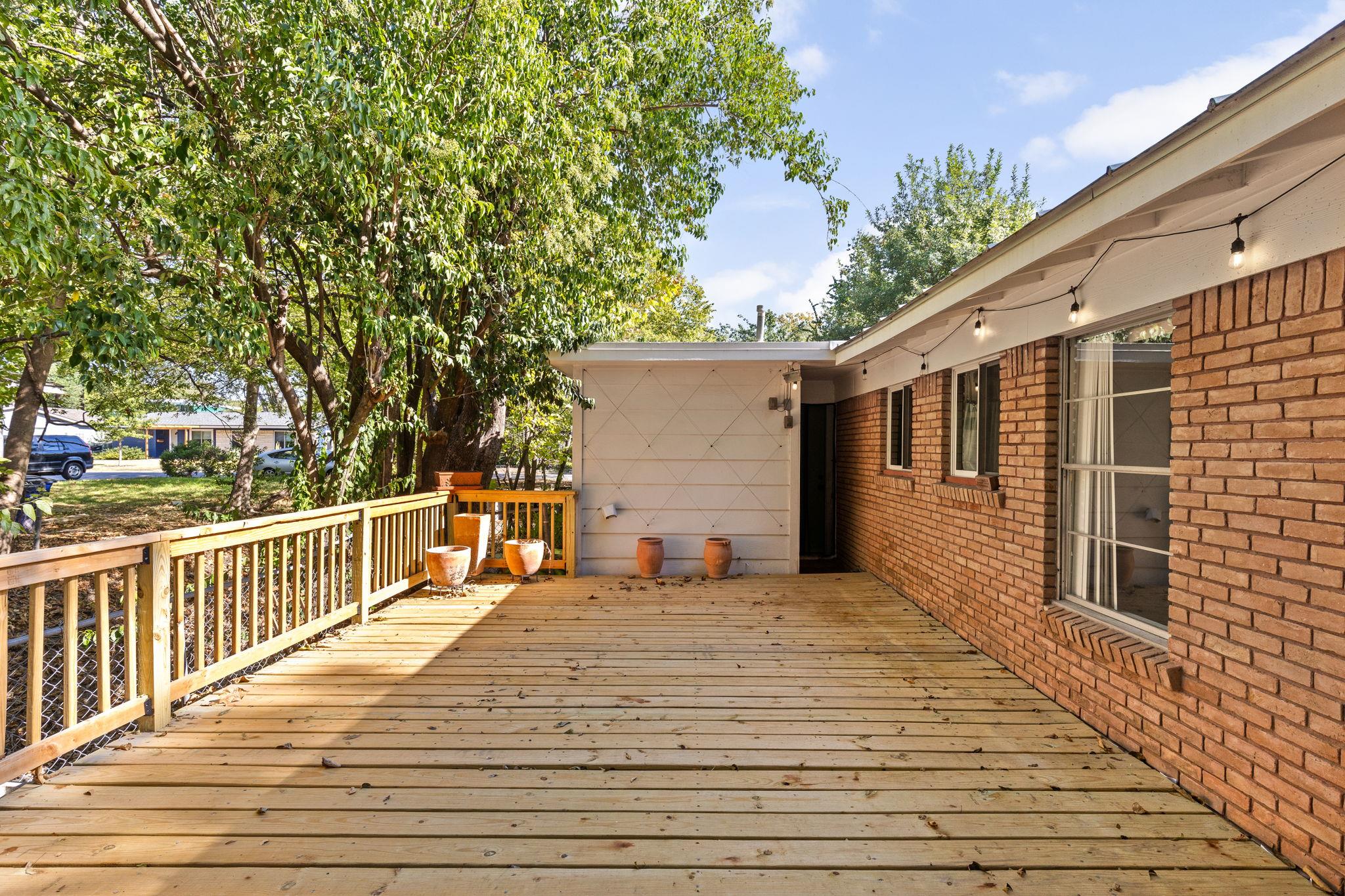 1105 Alegria Road Austin TX 78757