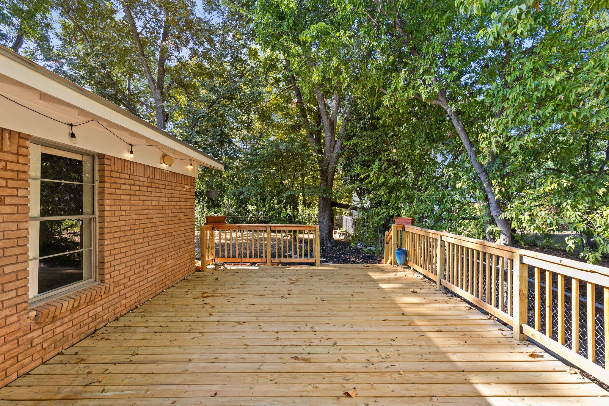 1105 Alegria Road Austin TX 78757