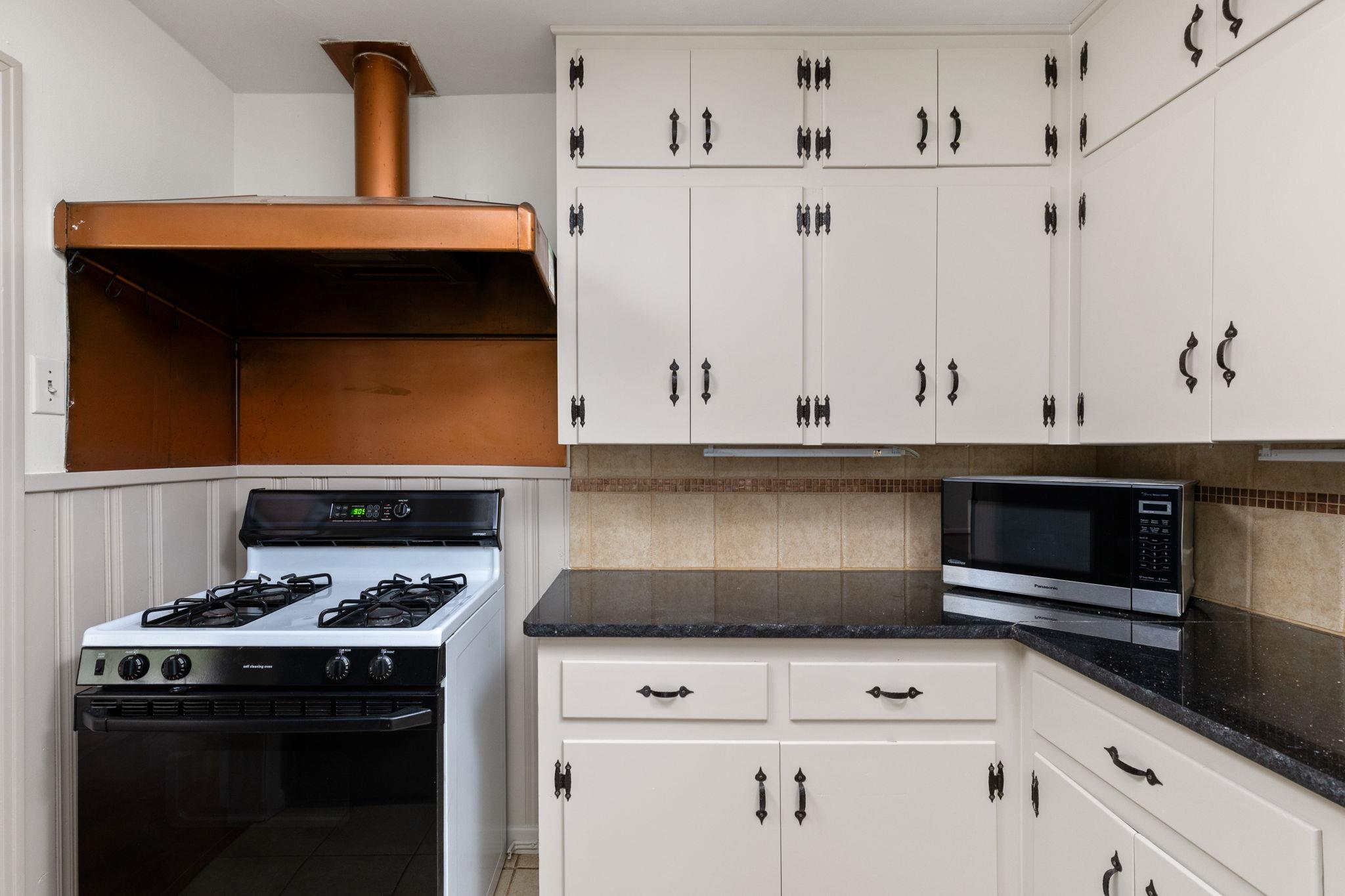 1105 Alegria Road Austin TX 78757