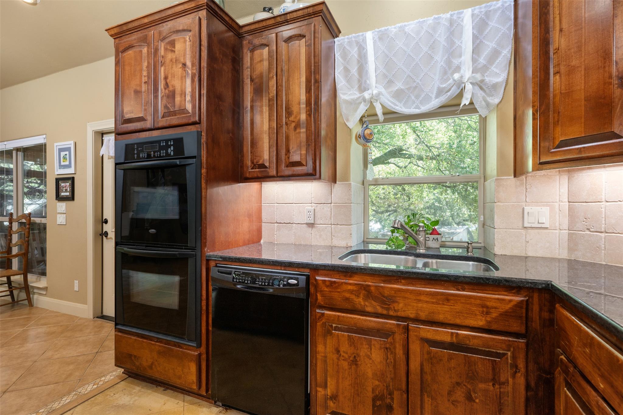 523 County Road 136a Kingsland TX 78639