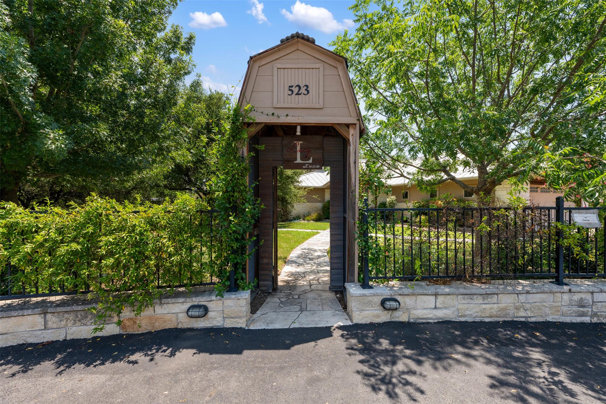 523 County Road 136a Kingsland TX 78639