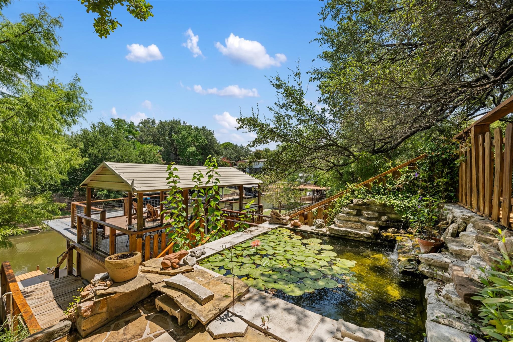 523 County Road 136a Kingsland TX 78639