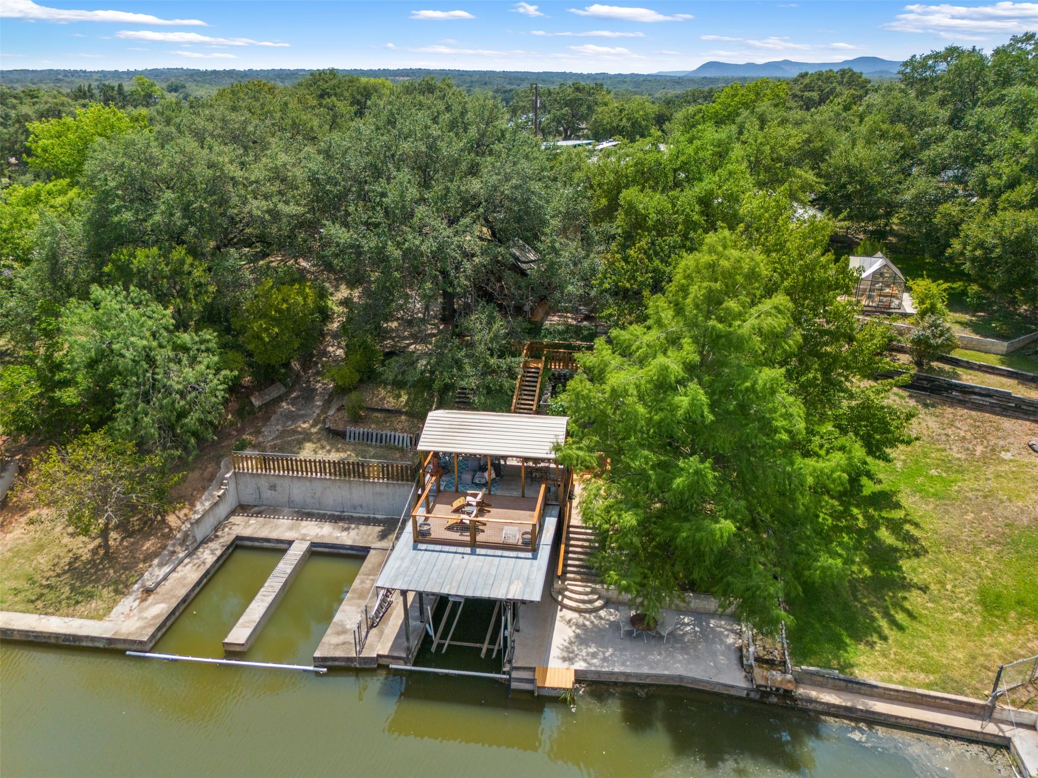 523 County Road 136a Kingsland TX 78639